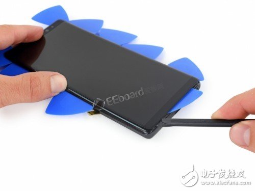 三星Galaxy Note8拆解詳情：你這是想不讓我換掉原裝電池呀！