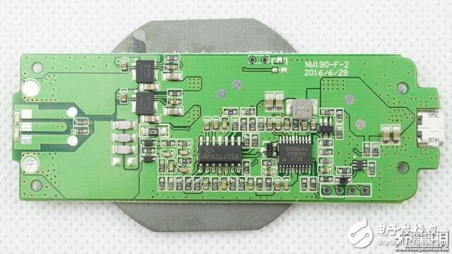 ROFI諾菲10W無線充電器拆解